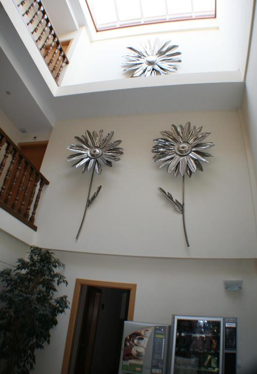 Hostal Margarita La Linea de la Concepcion Ngoại thất bức ảnh