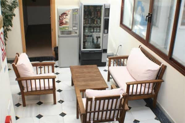 Hostal Margarita La Linea de la Concepcion Ngoại thất bức ảnh