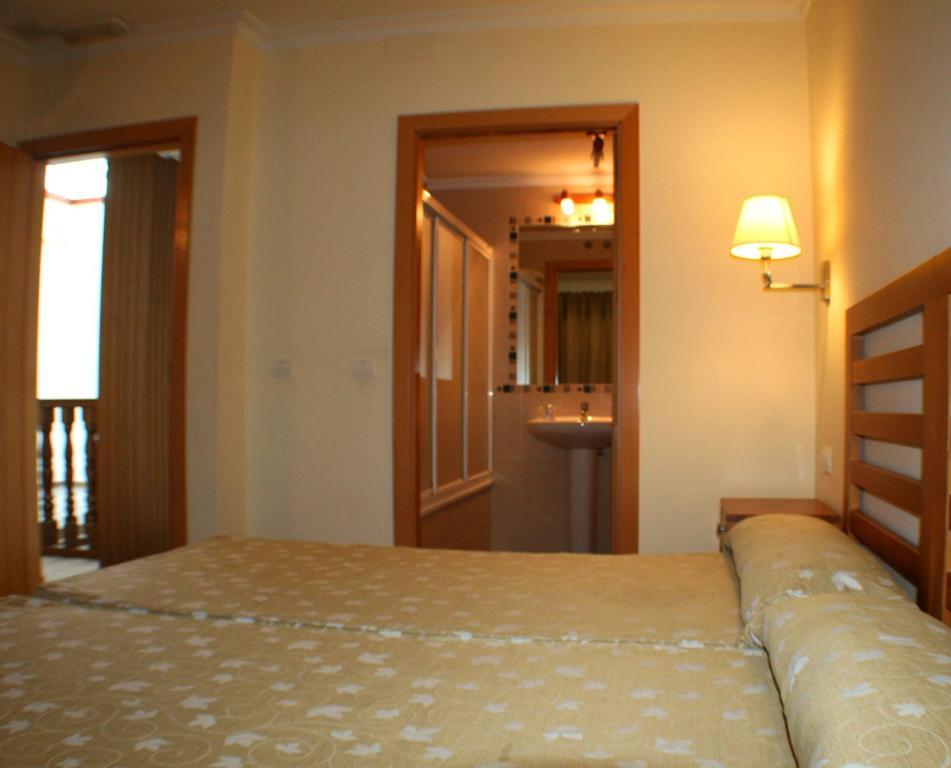 Hostal Margarita La Linea de la Concepcion Ngoại thất bức ảnh